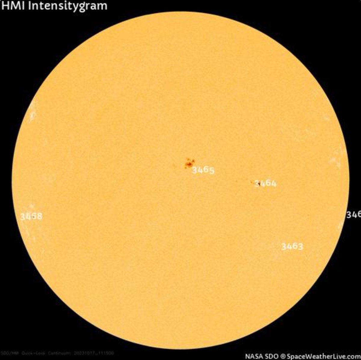 PeterLewis55's tweet image. With #StormBabet approaching, I&apos;ve just taken the chance to check up on #Solar #Sunspot activity. There&apos;s a few but the only reports are of off target flares so no aurora expected soon @StormHour @ThePhotoHour @MoonHourSocial #SunHour
