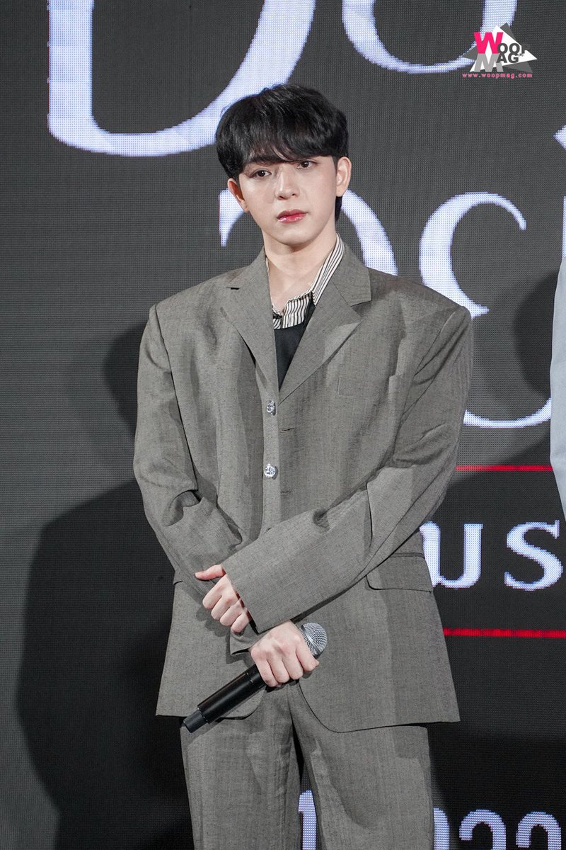 "บาส​ - สุรเดช" ร่วม​งานกาล่าพรีเมียร์ภาพยนตร์เรื่อง "อยากตาย อย่าตาย มรณาคาเฟ่" (Death Is All Around)​

#DeathisAllAroundxBAS 
#DeathisAllAround 
#อยากตายอย่าตาย #มรณาคาเฟ่ 
#บาสเด็กอ้วนที่แท้จริง #bbasjtr