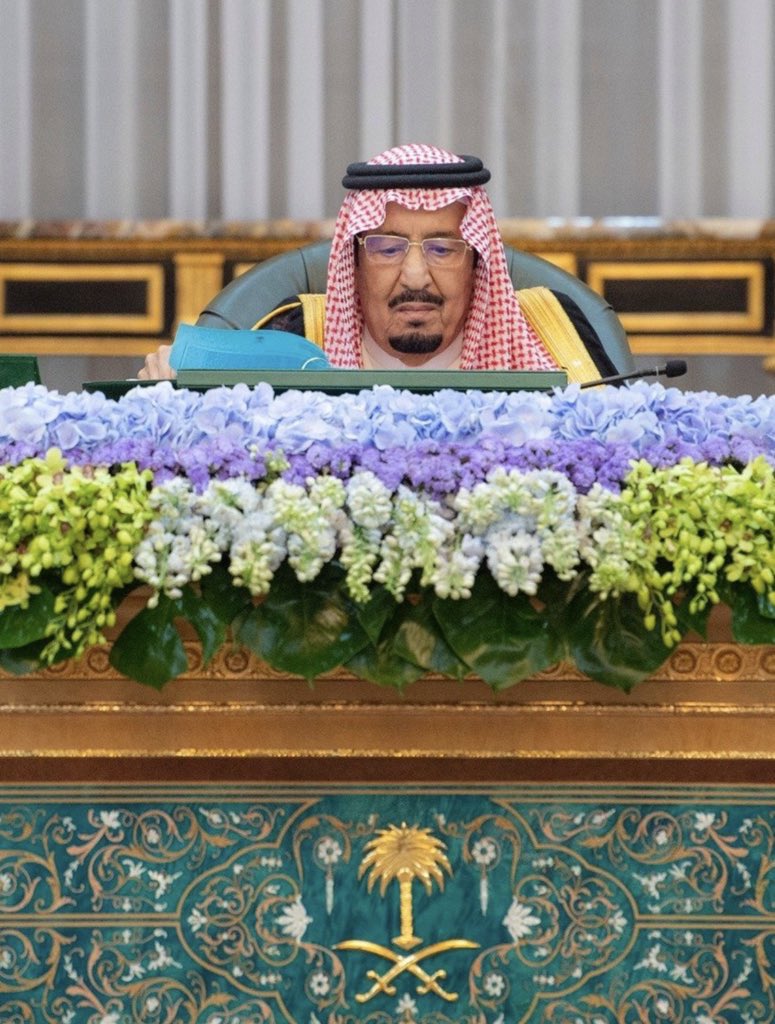 AzizbagBag's tweet photo. الله يحفظكم و يديمكم 
🇸🇦💚🇸🇦
 #مجلس_الوزراء https://t.co/lqUXYsGemB