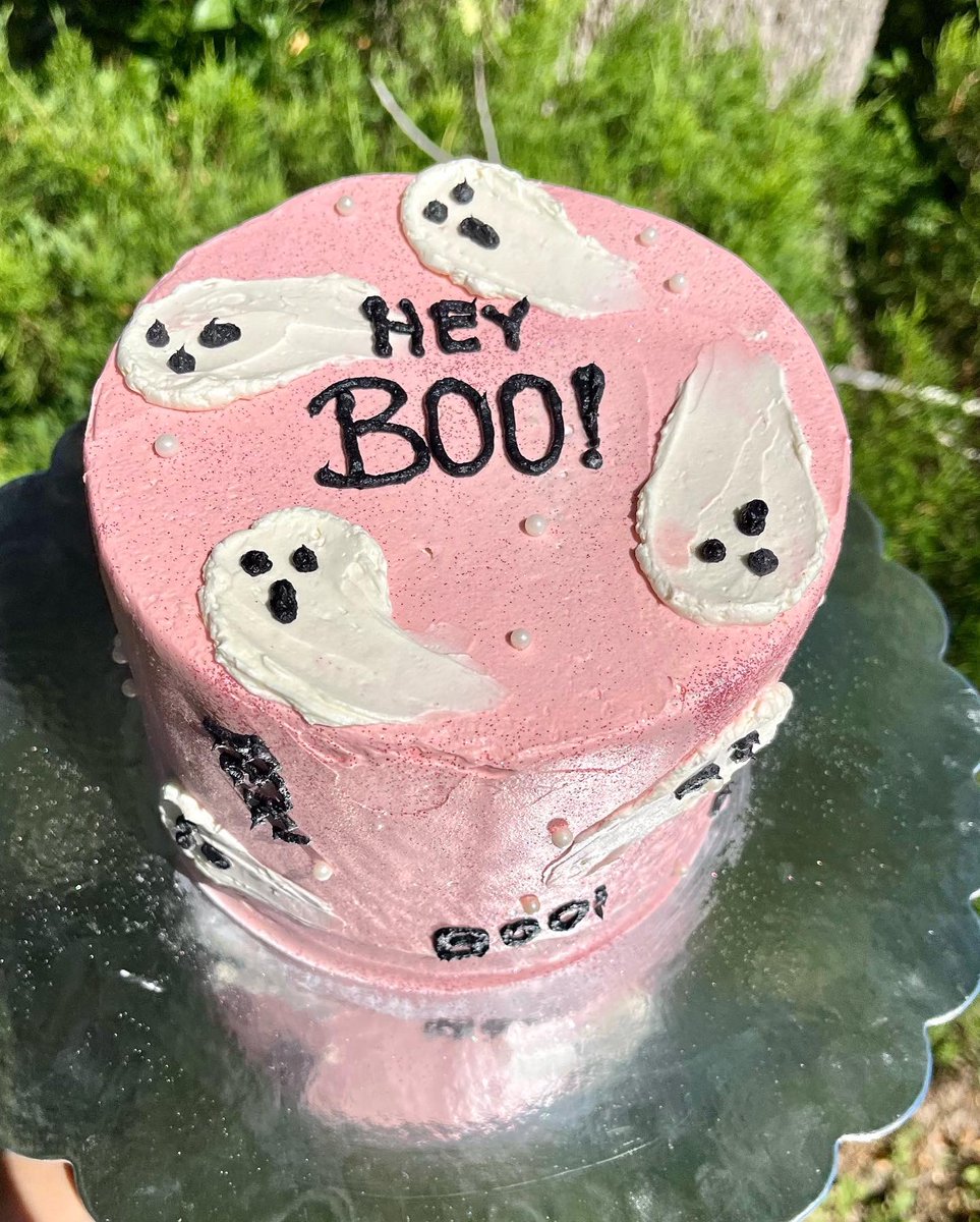 OwlB_Baking's tweet photo. Spooky season 2022 👻 https://t.co/CNT7HGpQQV