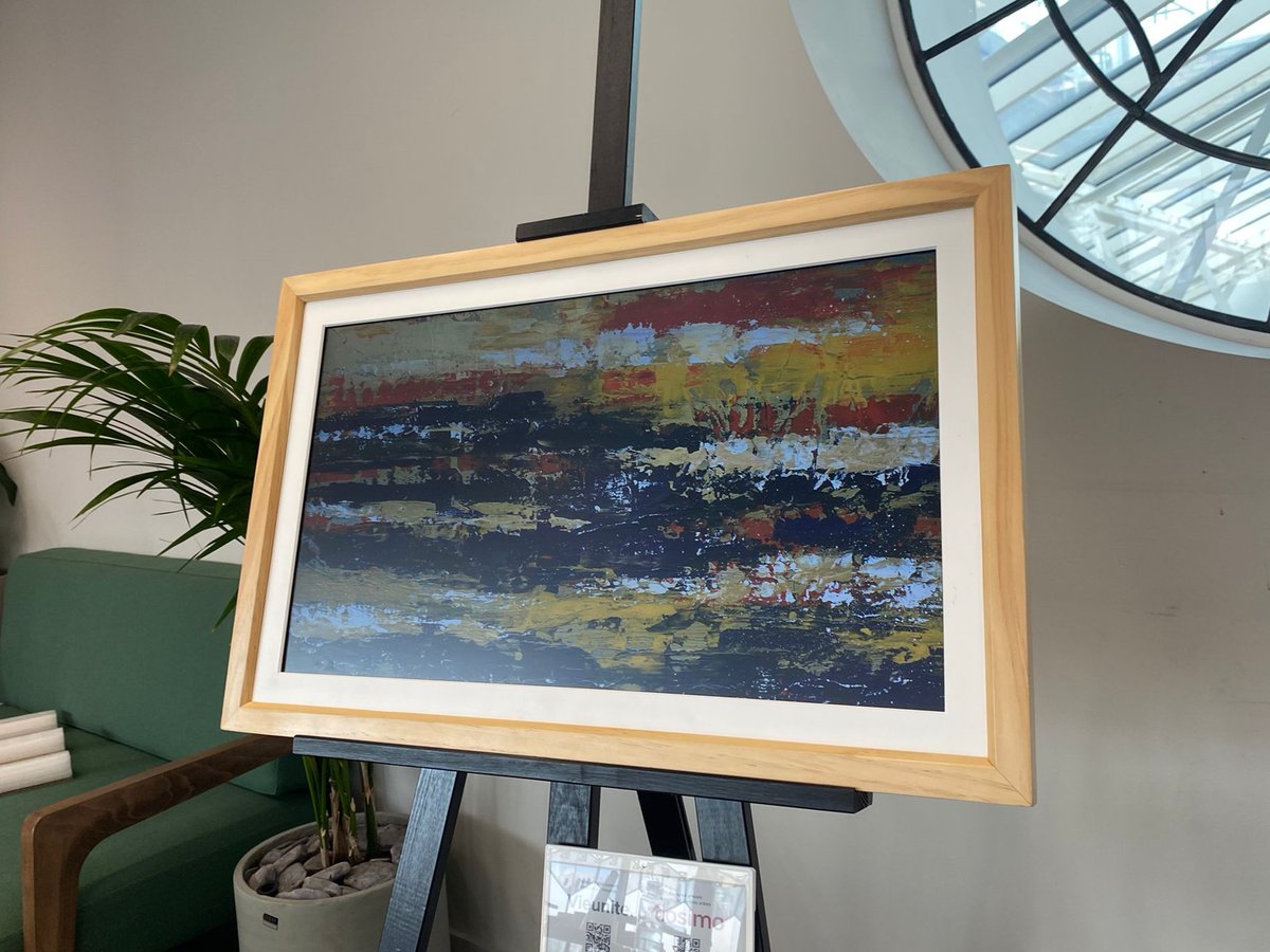 VieuniteHQ's tweet photo. Experience art at @BirminghamTech during #BirminghamTechWeek. Our Textura #digitalcanvas showcases @CosimoArt's incredible artwork. Celebrate art at the UK's largest regional #tech fest – see the magic in person! 🎨👏 https://t.co/IscNLXyoa8