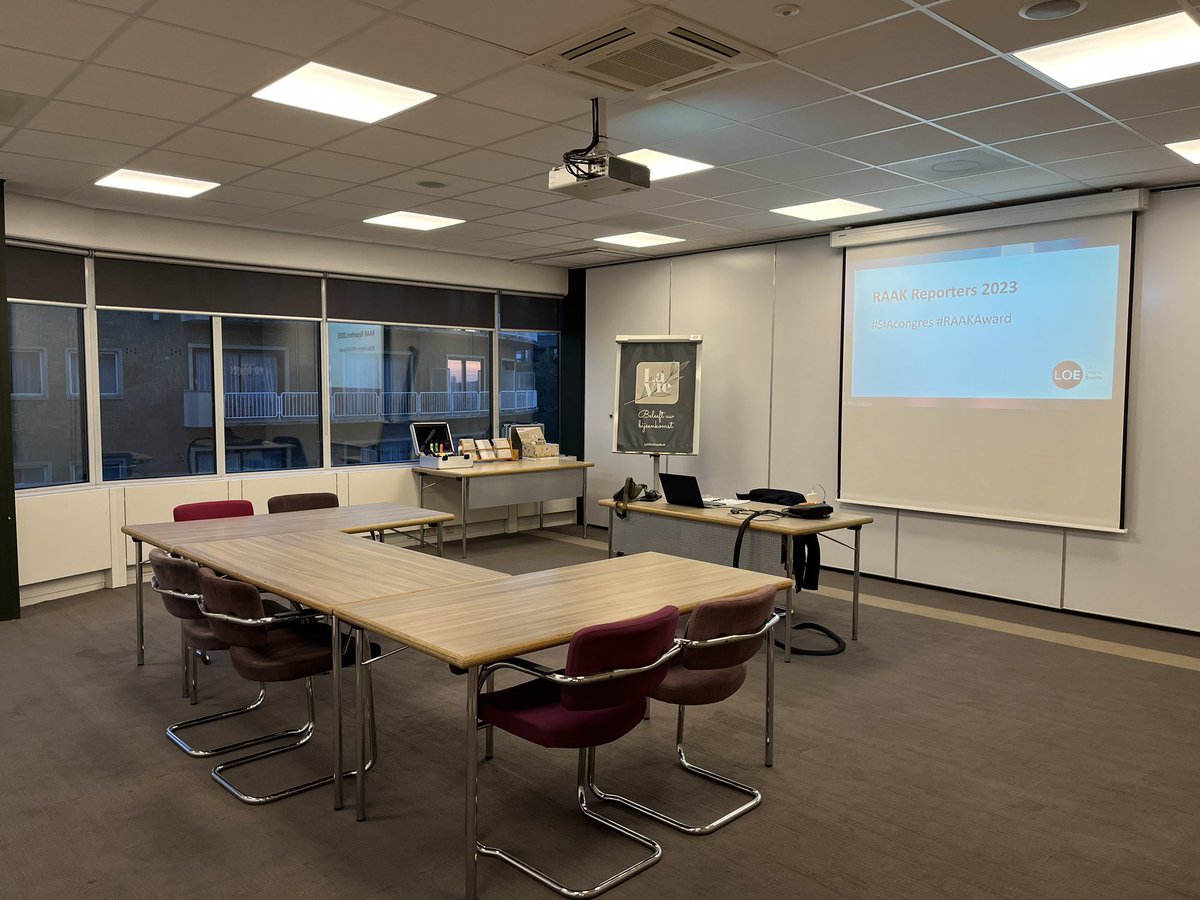 Stilte voor de storm. Vanavond live training met de RAAK Reporters. Zij nemen jullie mee op verschillende kanalen over hun project, genomineerd voor de #RAAKAward van <a href="/RegieorgaanSIA/">Regieorgaan SIA</a>. Nieuwsgierig? Kijk &amp; stem hier: siacongres.nl/stem-hier-voor… #praktijkgerichtonderzoek #SIAcongres