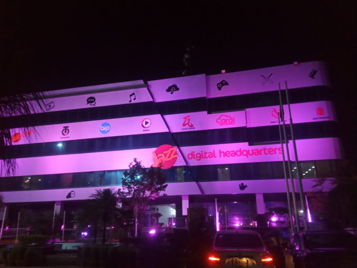 FarOutKhan's tweet photo. #pinktober @jazzpk #headquarters #Islamabad https://t.co/kGBDBos7Ts