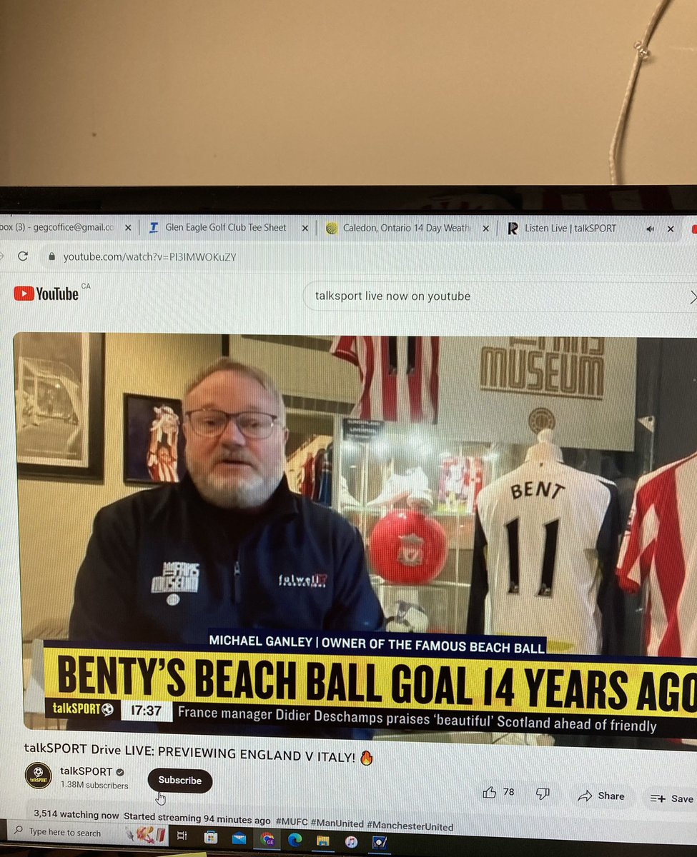 In my office here in 🇨🇦 listening to TalkSport & our friend Michael Ganley speaking with Darren Bent LIVE about that famous Beach ball from 14 years ago today!!

Well done Michael!! Look forward to seeing you soon!

@FansMuseum 
@SAFC_NASA 
@SunderlandAFC 
@BeaconofLight