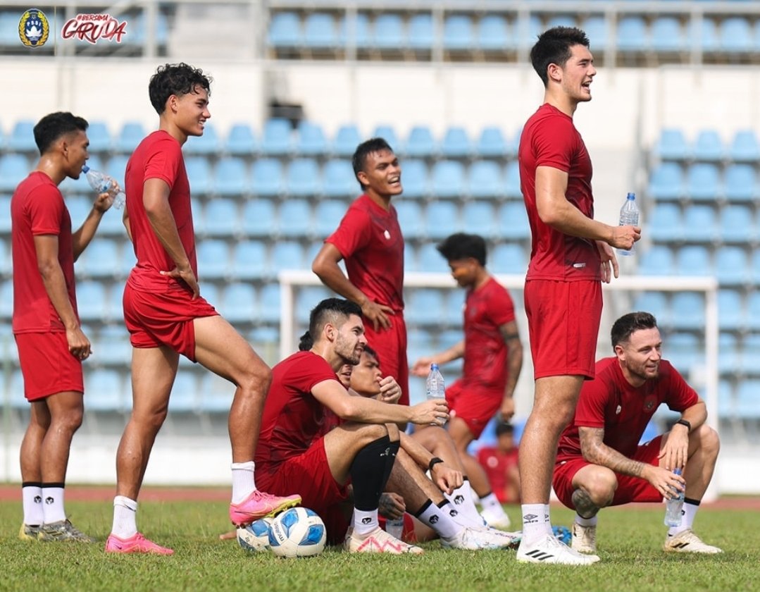 #WCQualifiers
FT : Brunei 0-6 Indonesia (Agg 0-12)

⚽ Hokky Caraka 6' 44'
⚽ Egy Maulana 42'
⚽ Witan Sulaeman 47' (P)
⚽ Rizky Ridho 63'
⚽ Ramadhan Sananta 82'

Diberi selusin goal.. 🔥😳

📸 @TimnasIndonesia