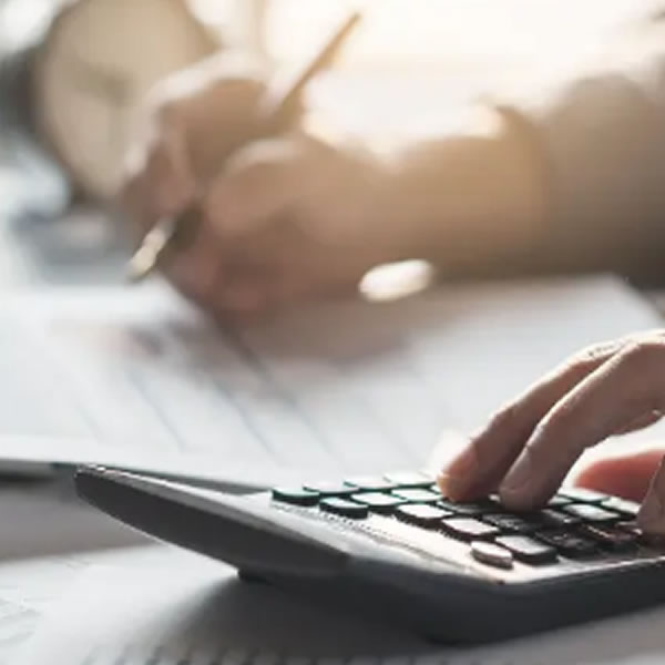 algarve_news's tweet image. Long term UK expats may face huge UK tax charges. 
algarvedailynews.com/finance/22570-…
#UKexpats #tax #taxcharges #finance