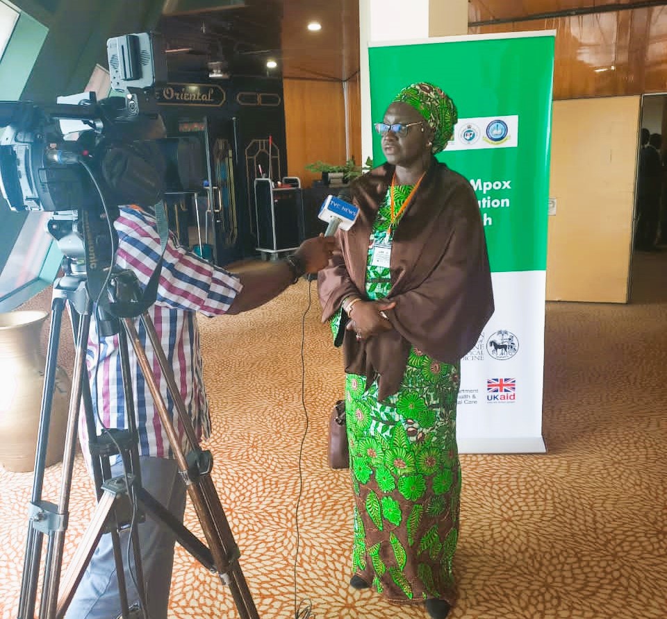 nvrivom's tweet photo. NCDC in collaboration with NVRI,Vom has implemented Research measures to enhance Public Health Response toward case management, prevention and control of Mpox in Nig. This project was launched on October 16,2023 in Abj.

Theme: Epidemiological and clinical investigation of https://t.co/8FXSdq37Ql