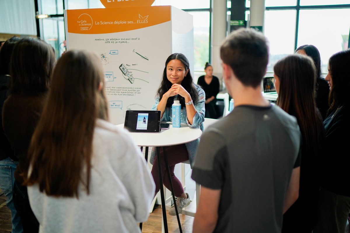 For Women in Science tweet media