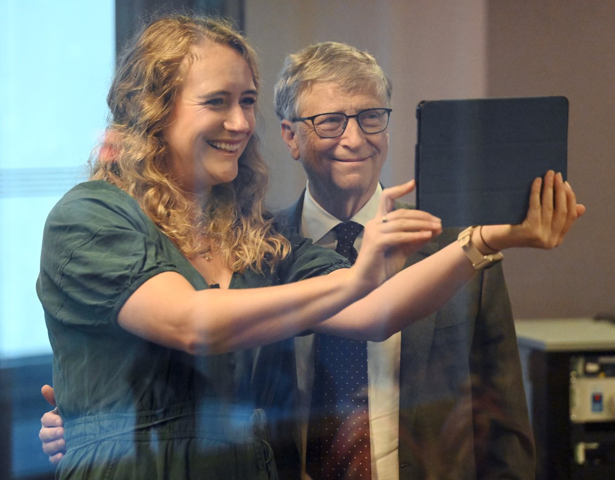 GraihaghJackson's tweet photo. Bill Gates is on the Climate Question podcast: how @BillGates stay positive when the news reports the opposite 

🎧➡️ https://t.co/C8L2wCIR43 https://t.co/y73WkroFFR