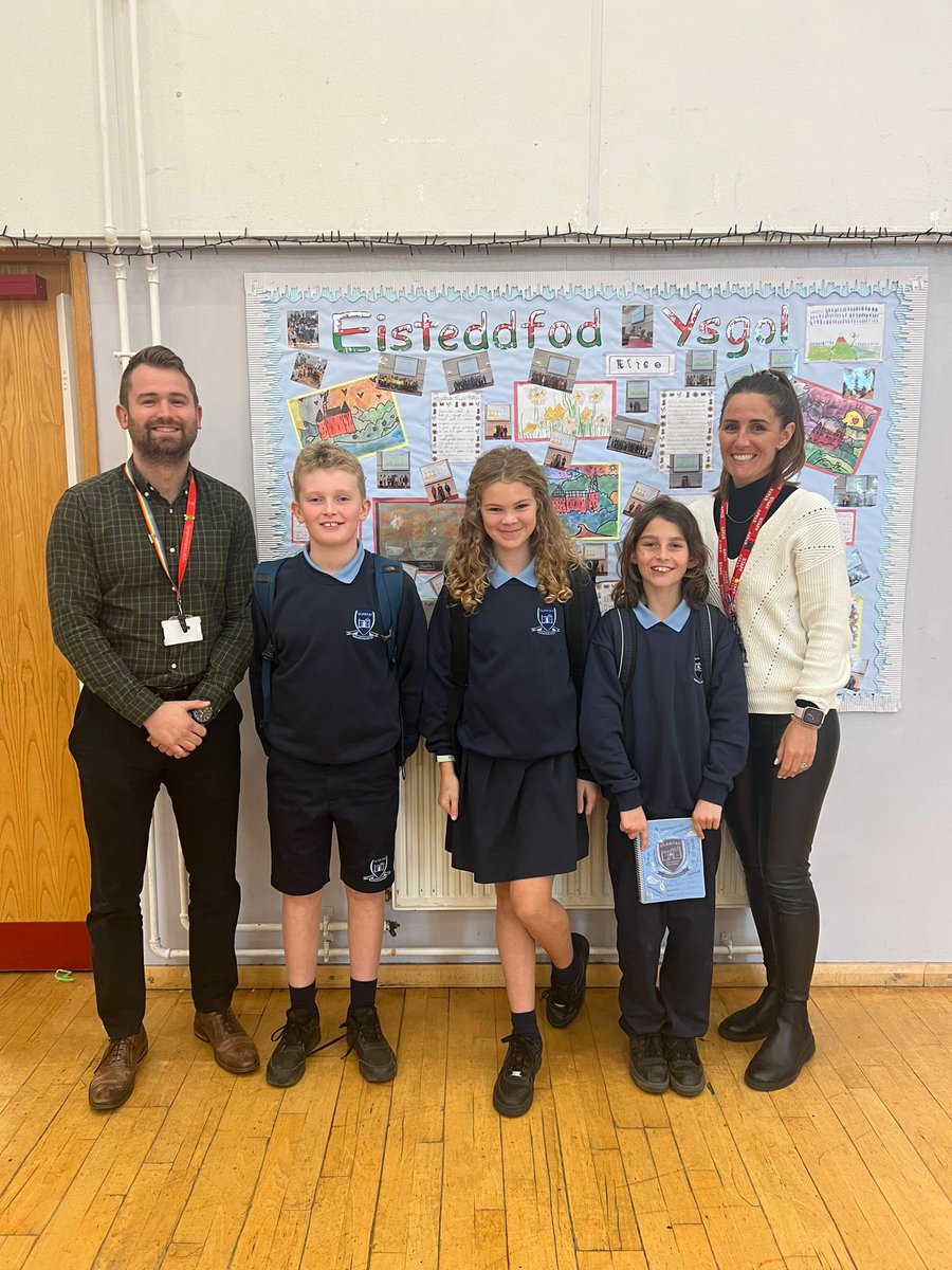 It was wonderful to welcome these past pupils to school this afternoon who answered questions from our Year 6 pupils about transitioning to High School! @Ysgol_Glantaf
