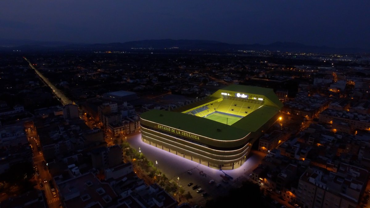 VillarrealCF's tweet photo. Bona nit, groguets 💛! https://t.co/5Ly1S1jsKc