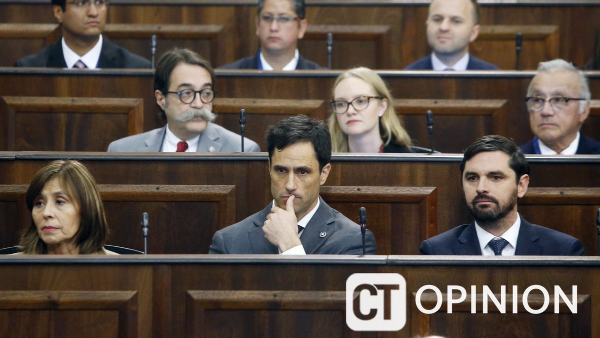 A draft for Chile’s new Constitution was returned to the Expert Commission, which defined the foundations of the text in the first place. But the Constitutional Council was dominated by a far right that showed its teeth at every turn, <a href="/gsilvacuadra/">Germán Silva Cuadra</a> writes.
chiletoday.cl/the-failure-of…