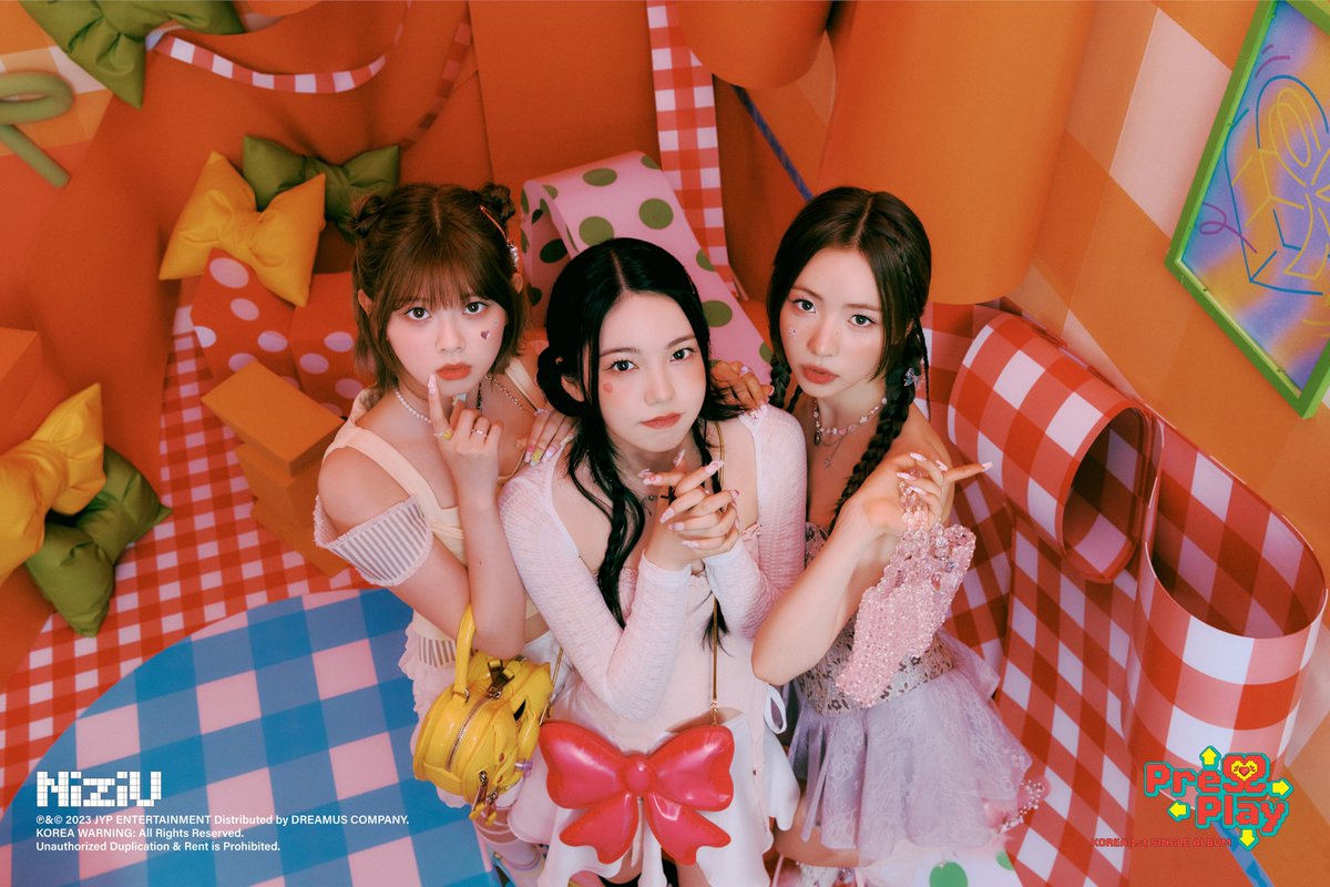 NiziU__official's tweet photo. NiziU(니쥬) "Press Play"
UNIT TEASER IMAGE 💗

#MAYA #마야
#RIKU #리쿠
#AYAKA #아야카

▶️ 2023.10.30 MON 6PM (KST)

#NiziU #니쥬 
#PressPlay #NiziU_PressPlay
#HEARTRIS #NiziU_HEARTRIS
#니쥬_PressPlay_한국데뷔 https://t.co/19VZGviA6q