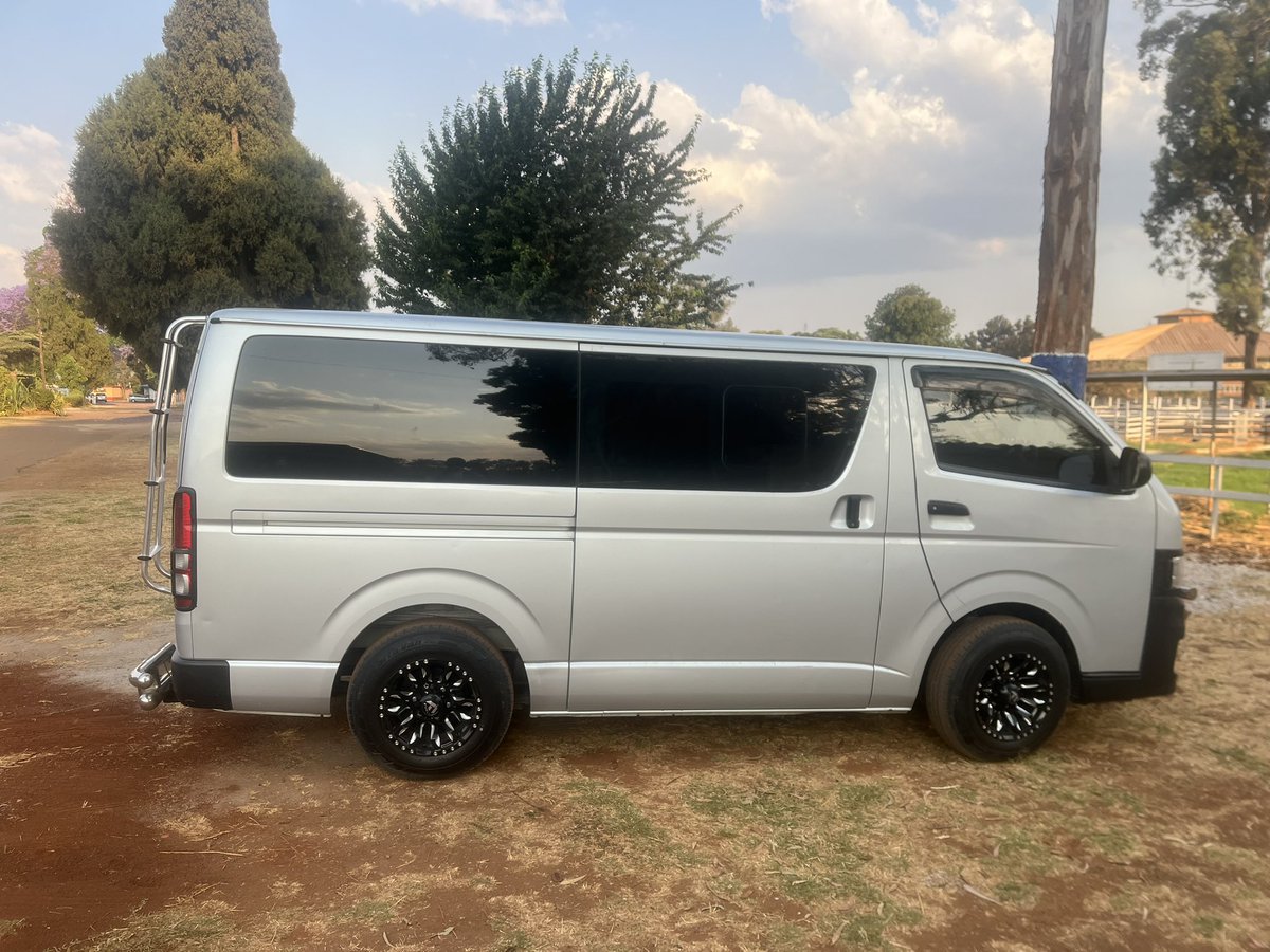 Anyway83619420's tweet photo. @daddyhope Quatum Bus For Hire 
✓130 us per day 
✓Daily limit 200 km 
✓Exces Mileage 50 cents per km
✓ 10 Seater luxurious seats 
✓Good sound system 
✓Aircon  
#Book Now &amp; travel with confidence with us.
#Tours around Zimbabwe &amp; Family trips
#Airport Transfers
#Shuttles https://t.co/yRi16JFCMC