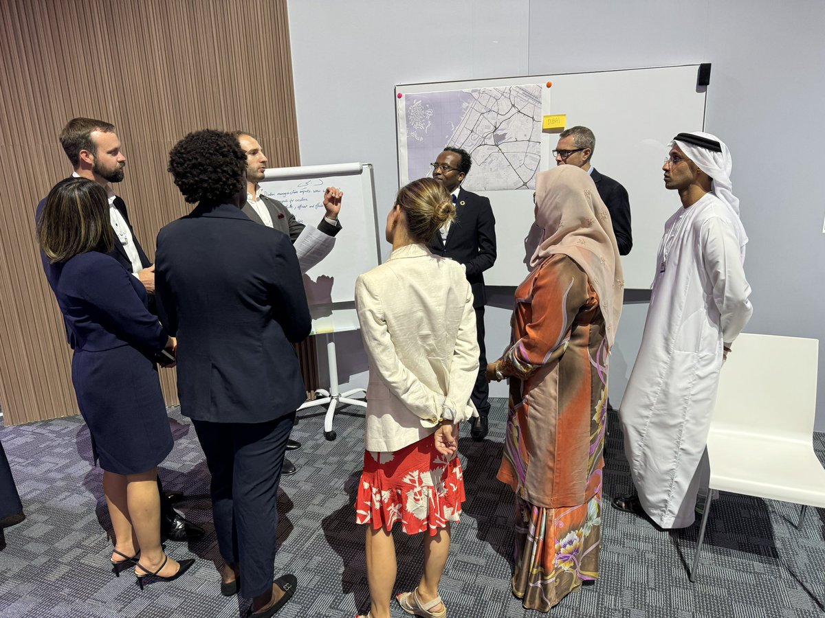 paulklimos's tweet photo. Exciting conversation about responsible policy making for a future proof world #amgfc23 @wef
@Orrick @DubaiFuture https://t.co/EiXInVzmPY