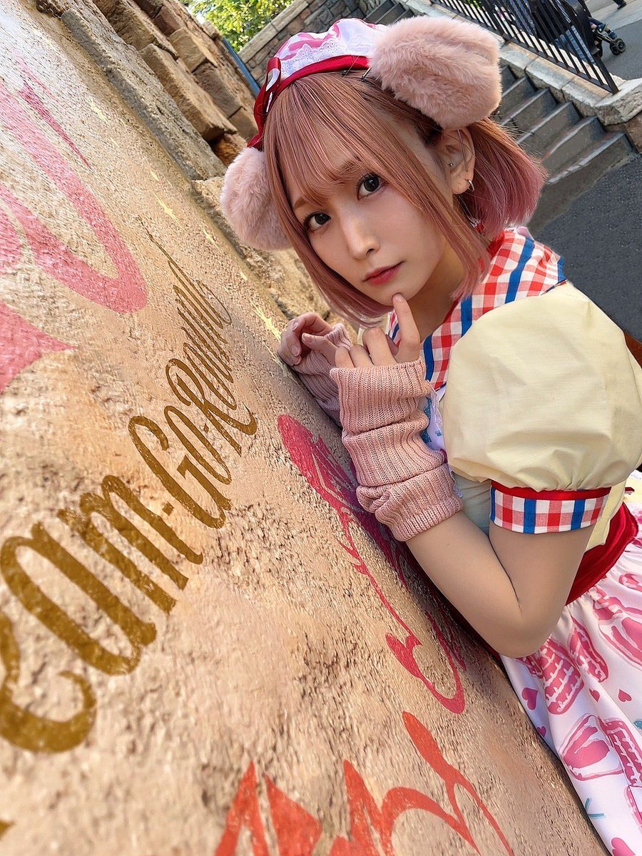 okeyten_'s tweet photo. ハートウォーミングデイズ2020のシェリーメイちゃんでDハロ🧸🎀

楽しかった❕可愛い衣装作れて嬉しい🫧

#Dハロ仮装2023 https://t.co/r4ayZQVH8Y