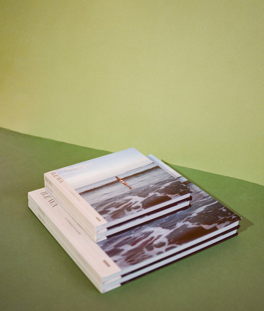 _wearesoul's tweet image. Two weeks left to pre-order ILẸ WA. A 6-chapter visual art book featuring the 41 creatives across the globe. 

Link in bio to pre-order #HomageToHome