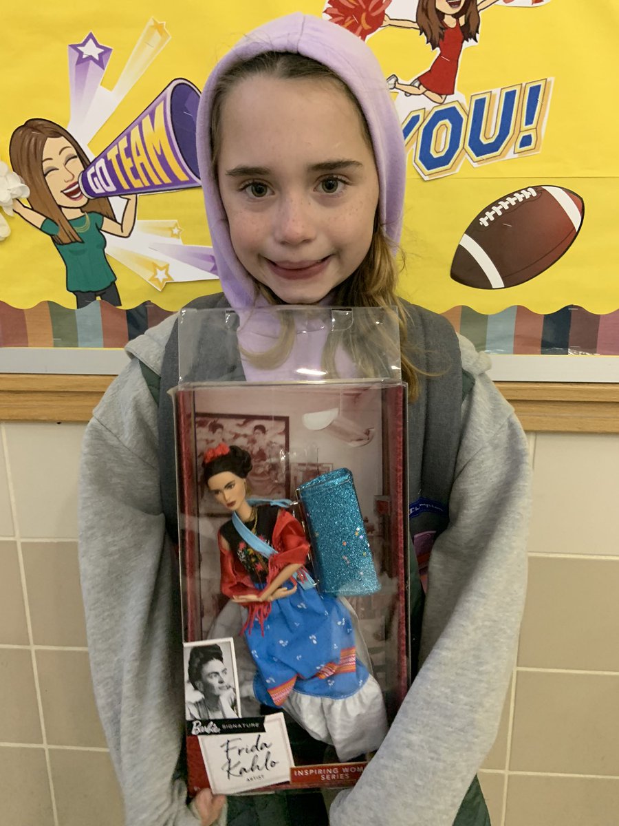 Preparing for our Frida Kahlo themed opera next week and look what a student brought to share! Love it!! <a href="/friscofinearts/">FISD Fine Arts</a> <a href="/SparksElemFISD/">Sparks Elementary</a> #fisdfineartsleads #fisdelevate
