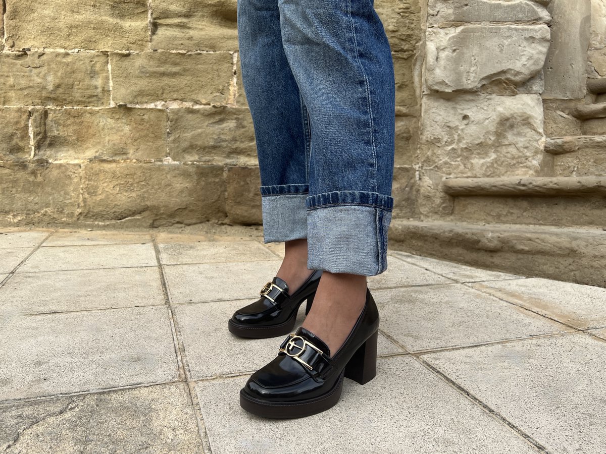 Zacaris.com tweet media