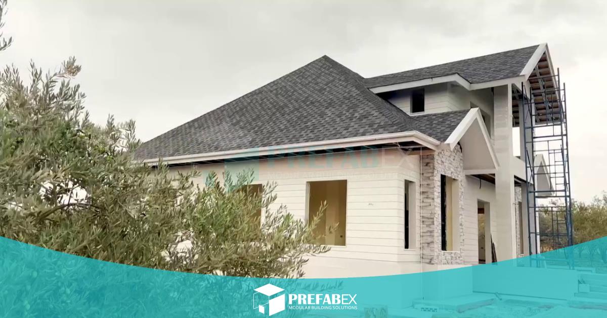 PrefabexLtd's tweet photo. Prefabex has finished the construction of a light gauge steel villa in Jordan, which is unique in its kind. It offers a total area of approximately 196 square meters, distributed over two floors.

#prefabvillas #modularhomes #modern #Jordan #lightsteel https://t.co/dM3wQXJtm2