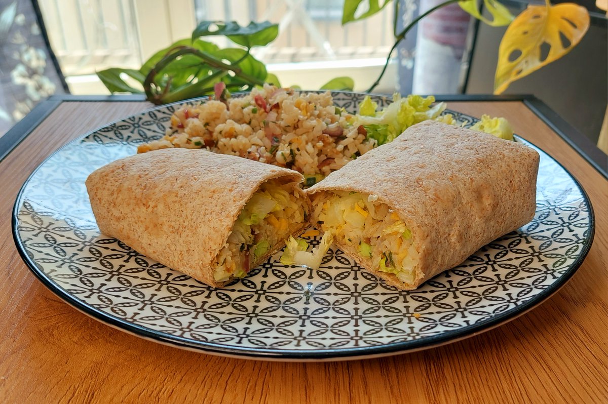 Nico_aka_Phenyx's tweet photo. Project: Karl's VGang Timeline🌱
year_2_day_160 - rice wraps
folgt mir auf https://t.co/T0TYBQP6YK & https://t.co/d055Gj3SoS
😎
👉👉
#vgang #karlsvgang #vegan #veganfood 💚
@Dekarldent https://t.co/skGhtIuzP5