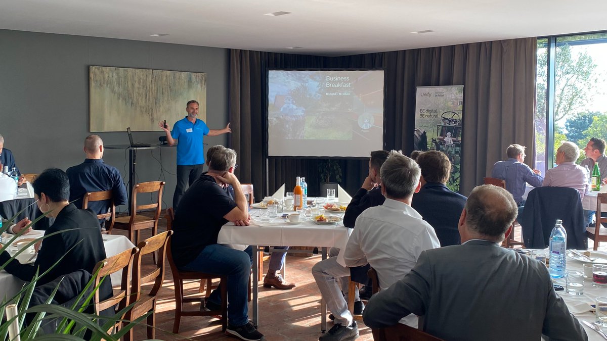 "Vienna Calling" und wir sind da!
Heute sind wir mit unserem Business Breakfast "BE digital, BE natural" auf dem Wiener Weingut am Reisenberg zu Gast.
Sehr gute Gespräche mit unseren Kunden und eine fantastische Aussicht auf Wien.

Next Stop Salzburg: unify-business-breakfast.com/#locations