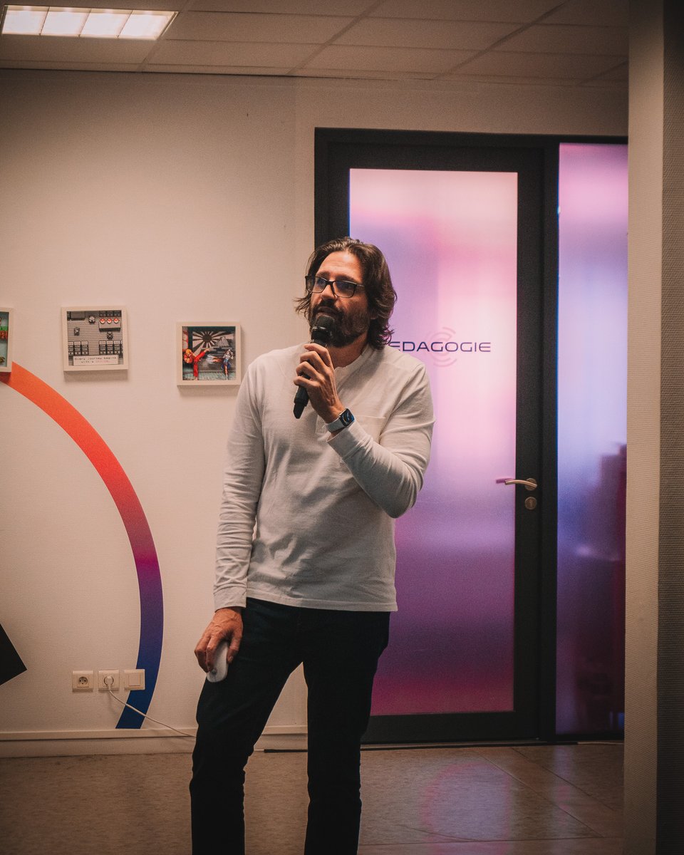 Merci à Sylvain Ordureau d'être intervenu auprès de nos étudiants.

Lors de la semaine d'immersion, le co-fondateur de 𝟯𝗱𝘃𝗲𝗿𝘀𝗲 est arrivé sur notre campus de Lyon pour aider la formation G-Tech en projet réalité virtuelle.

Une belle opportunité pour faire découvrir les