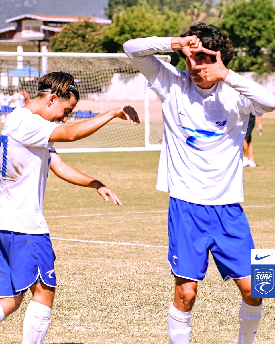 LASurfSoccer's tweet image. 📸 POSE❗

Your Honorable @mlsnext '07 Photoshoot is OTW! 🏃‍♂️💨

🤝💥🫂 Cheers Boys, and Welcome to Another #TUESDAYTEAM

#SURFERSDOMORE #BESTOFTHEBEST 🌊⚽🏆✨