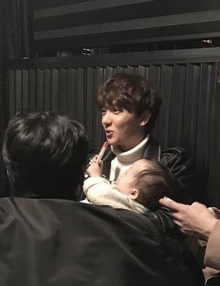 boyoftinder's tweet image. 임출육이라는 죄악에 빠져버릴거같음...
아기구준표의 좌충우돌 우당탕탕 아기키우기