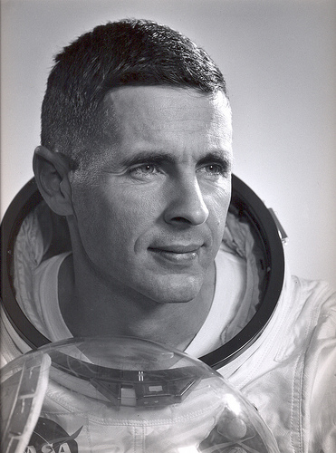 NASAhistory's tweet image. Happy 90th birthday to former astronaut Bill Anders 🎈 🥳 🎈 

Anders was a member of the crew of Apollo 8 becoming one of the first three people to travel to the Moon. During one of the mission's orbits of the Moon, he took the iconic Earthrise photograph.