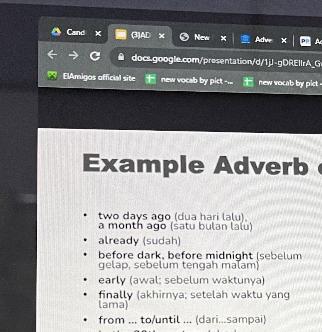 chdarming's tweet image. hari ini MELELAHKAN seperti hari senin