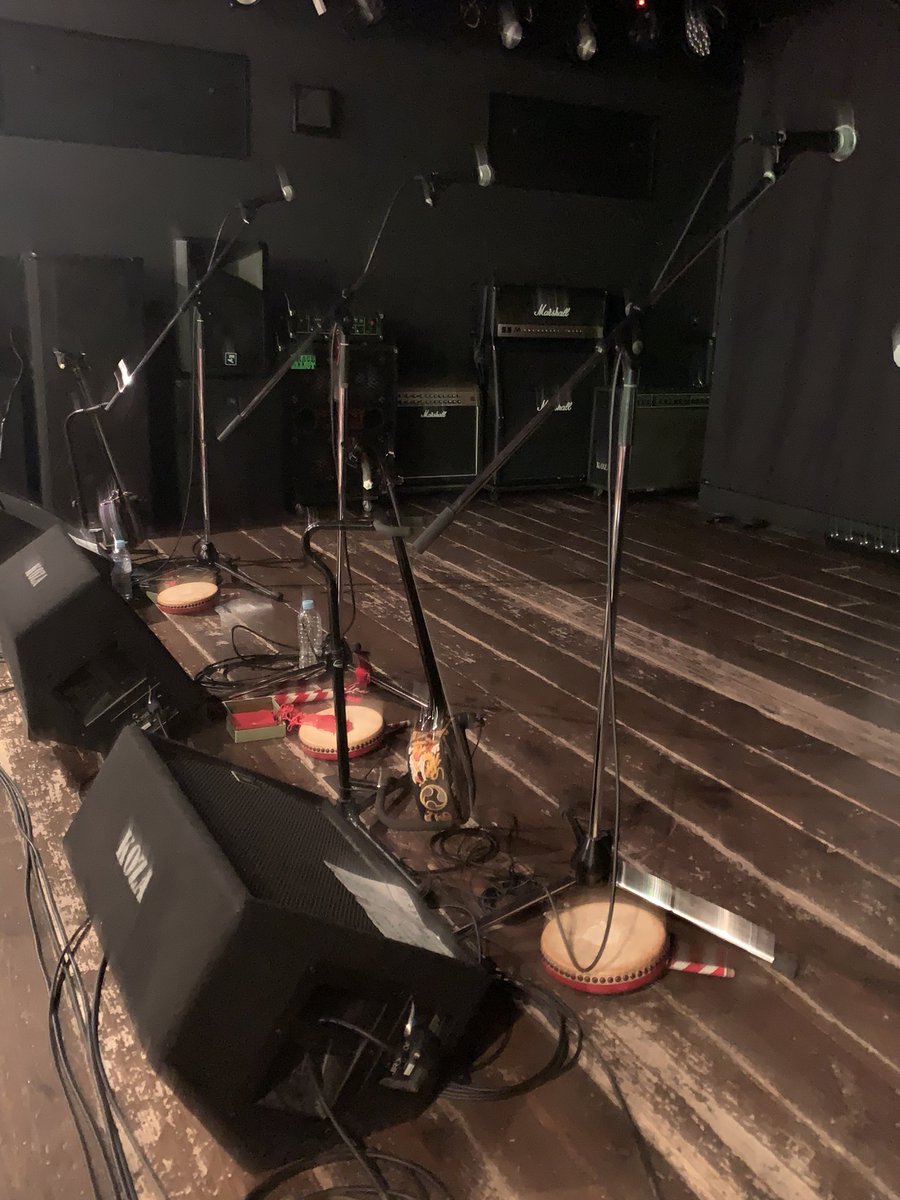 monamietana's tweet photo. 祭りの夜
#オキナワAサインバーKOZA
#ネーネーズ
#NENEZ https://t.co/fgmErw3mD2