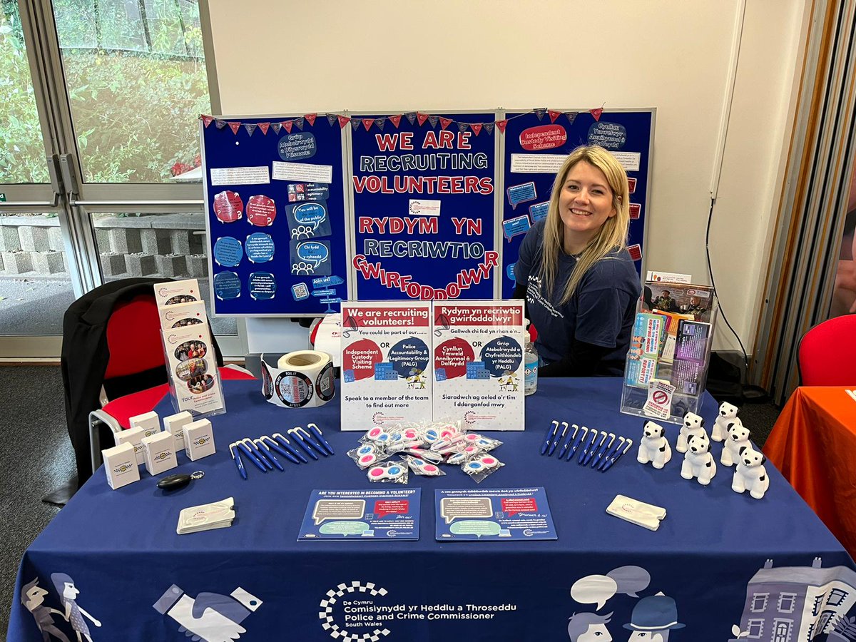 Our team were pleased to be at the #USWexperienceworks students’ fair today! They’ve been busy promoting the volunteering opportunities available in our team If you’re interested in joining the ‘Independent Custody Visiting’ volunteer team, find out more bit.ly/46Npczw