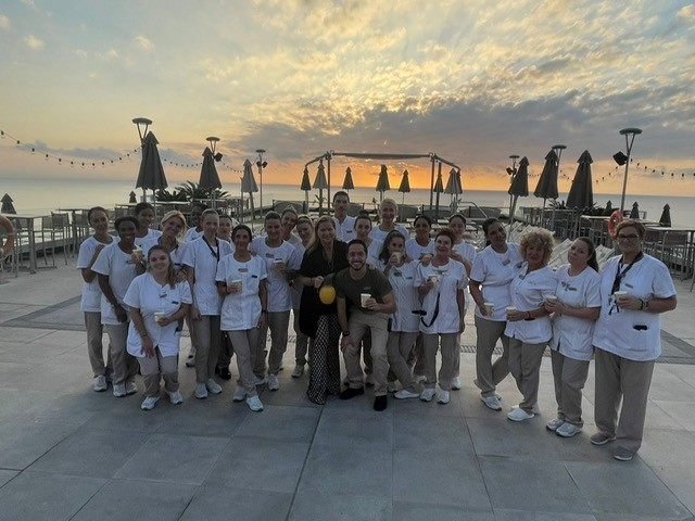 MeliaCareers's tweet photo. #WeAreMelia Sol Costa Atlantis, Centro de Operaciones Málaga, Sevilla y Costa del Sol han celebrado la #wellbeingweek con una gran variedad de actividades que además se han convertido en momentos inolvidables para nuestros #VIPMelia ☀️✨ https://t.co/KMMTBc06nW