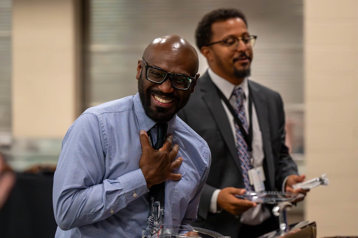 🎉CONGRATULATIONS 🎉 to Nitsch Elementary School Principal Mr. Frank Ward for receiving the prestigious honor of being a Terrel H. Bell Award recipient. He is the ONLY PRINCIPAL in the State of Texas and 1 of 9 in the Nation to be honored with this recognition! 🙌 #KleinFamily!