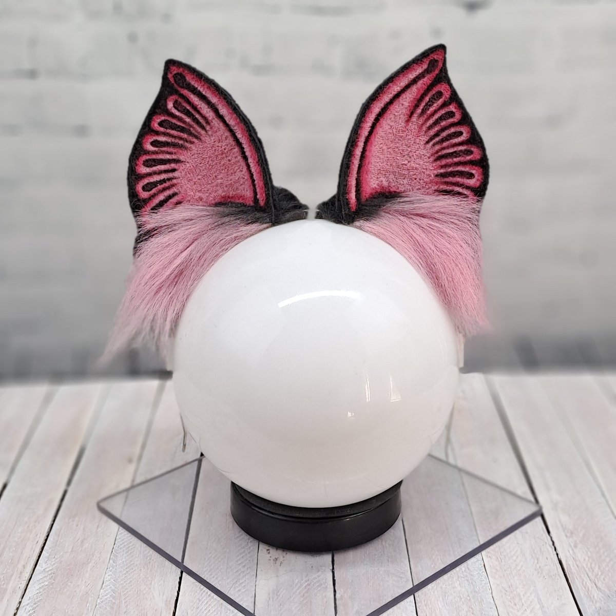thewaifustore's tweet photo. Pink Butterfly Ears: Bat & Butterfly Fusion. #bat #batears #halloween #cosplay https://t.co/4igmLnqTEv
