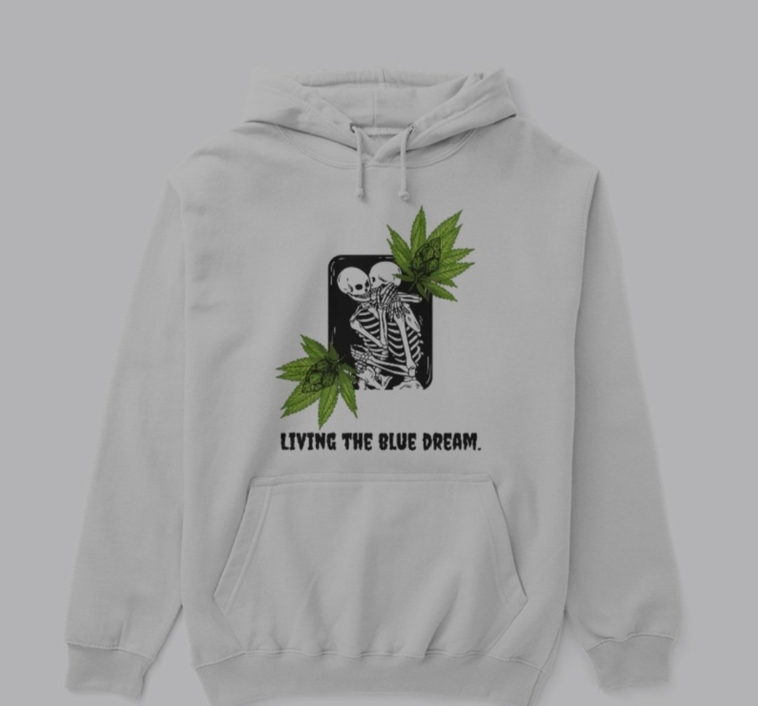 passionatelove's tweet photo. MORE COLORWAYS AVAILABLE. LIMITED TIME TO SHOP #COLLECTION LINK IN BIO. TAB MAX LOUIS. USE CODE: Bluedream FOR 15% OFF. ENJOY! UNISEX AVAILABLE. #HAPPYHALLOWEEN #merch #CannabisCommunity #cannabisculture https://t.co/XluLz6ZYjt