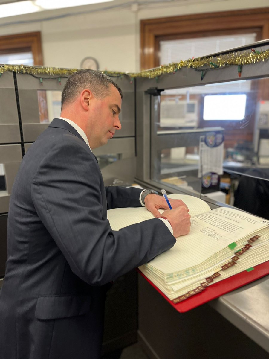 Eric T. Costello tweet media