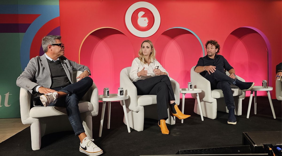 Ryff_VPP's tweet photo. Amazing panel with @TeleUniCompany  and @EssenceMediacom yesterday to kick off Advertising Week New York #AWNEWYORK23. Big thanks to Luis, Jeff and Mar for taking part.

Replay coming soon! https://t.co/TpADIN7CNy