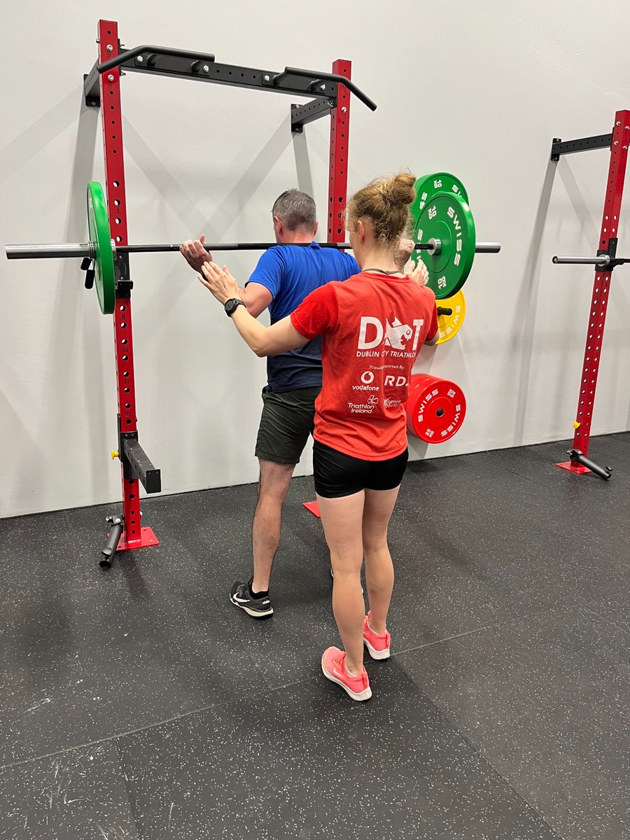 Good start to a new @QUBelfast @QueensSport @QUBstaff Lunchtime Lifters programme in our newly refurbished Group Training Zone. Expert supervision from our Health and Fitness Participation Officer Helen.Will be sore in the AM as muscles hidden for years have just been awakened 💪