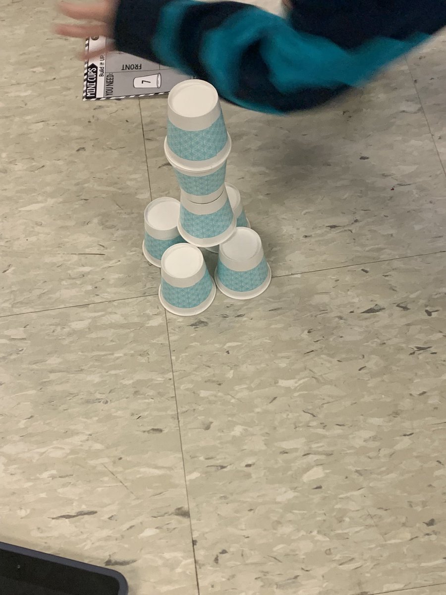 WeTeach3rdGrade's tweet photo. 3rd graders having fun on #GlobalMakerDay https://t.co/IF9SBWZCV8
