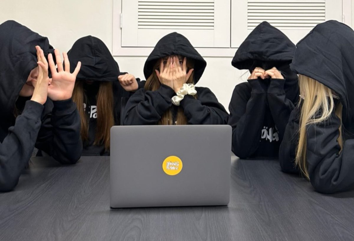 🚨| As meninas já estão ao vivo no Instagram do grupo!

🔗: instagram.com/youngposseup/l…

#영파씨 #YOUNGPOSSE #정선혜 #선혜 #SUNHYE #ヤングパシー <a href="/youngposseup/">YOUNG POSSE(영파씨)</a>