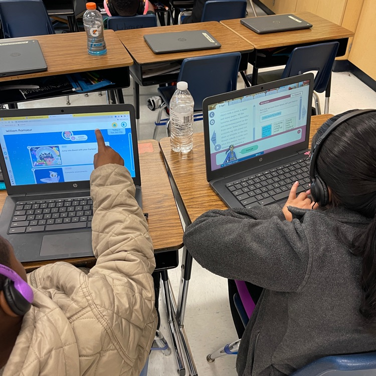 HRE_lion_cubs's tweet photo. 4th and 5th grade Lion Cub Leaders are putting first things first this morning during small group time. Students were highly engaged and excited to demonstrate their thinking and understanding! 🦁🖤💛#LionCubsLeadTheWay #ReflectConnectAffect #StudentCenteredFutureFocused https://t.co/pcyJNeLLef