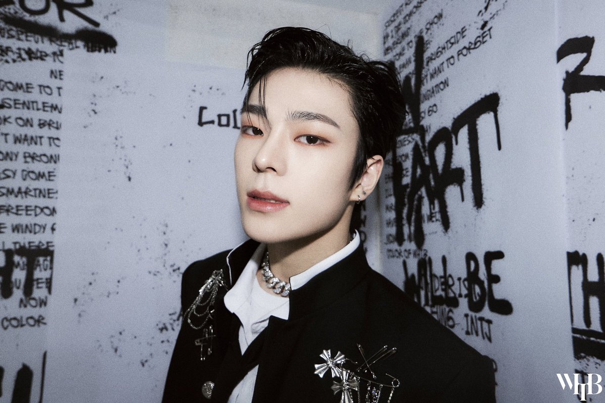 whib_official's tweet photo. WHIB 1st Single Album 
[Cut-Out] Concept Photo #2

🎧 2023.11.08 6PM (KST)

#WHIB #휘브
#JAYDER #제이더  
#Cut_Out #컷아웃 https://t.co/I8NYRxxYK9