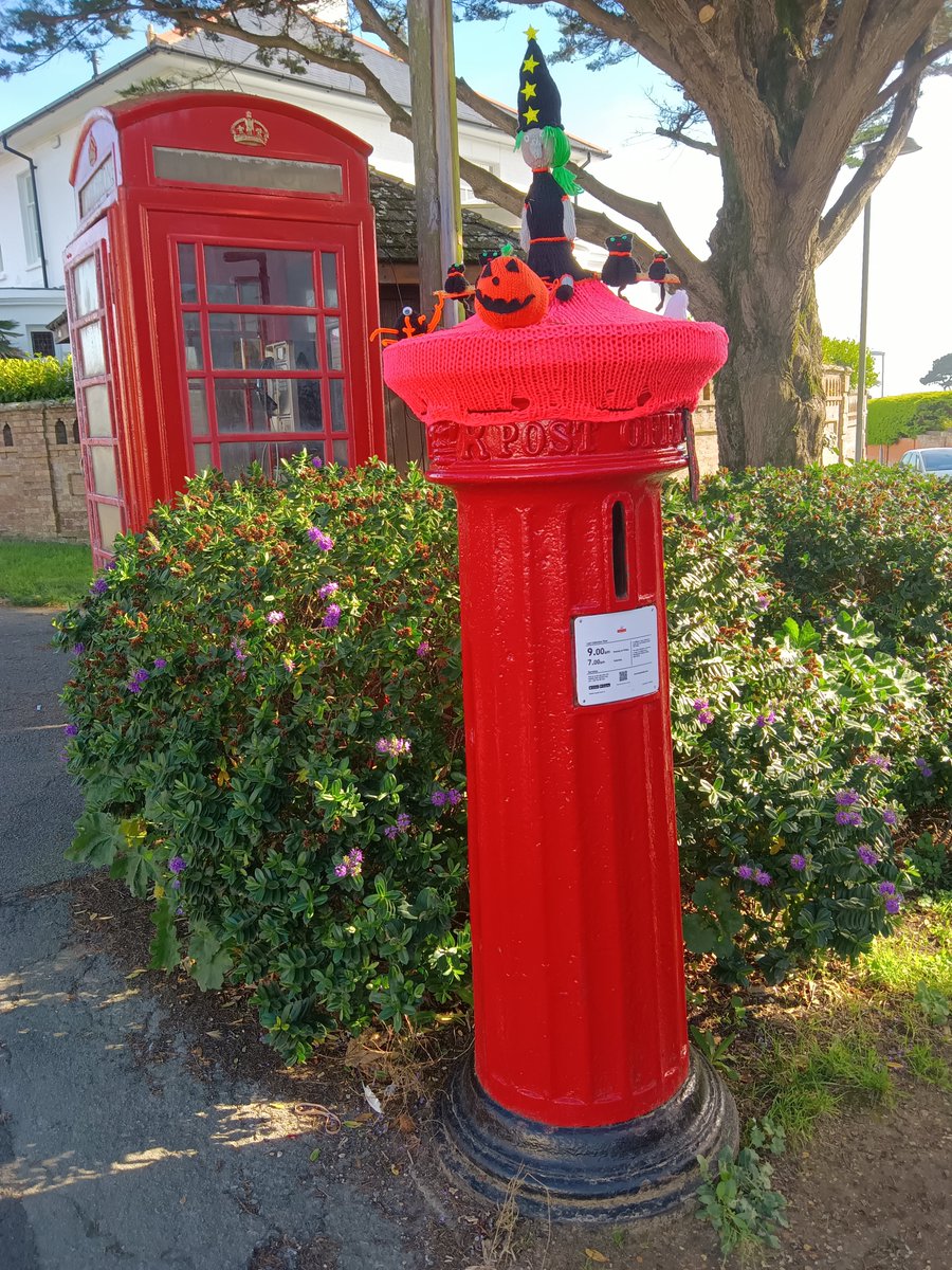 Happy #PostboxSaturday from a very classy and spooky Mudeford (near Christchurch) in Dorset.
