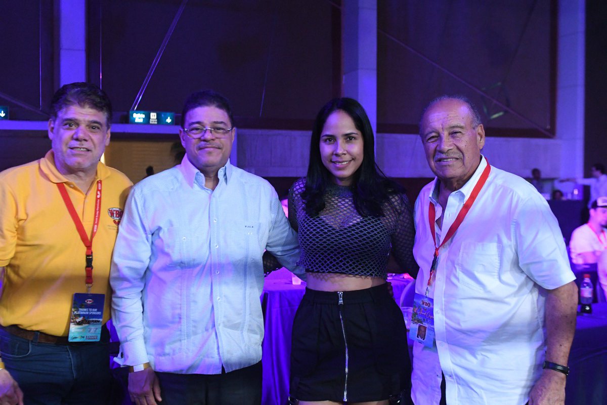 Muchísimas gracias a <a href="/PacoValcarcel/">Paco Valcárcel, Esq.</a> por darnos la oportunidad de que <a href="/shuanboxing/">Shuan Boxing</a> sea parte importante de la <a href="/WorldBoxingOrg/">WBO</a> al montar la cartelera de boxeo en la convención #36 en Punta Cana, a nuestro ministro del <a href="/miderec_rd/">Ministerio Deportes</a> <a href="/F_CamachoR/">Francisco Camacho R.</a> por siempre decir presente en cada una