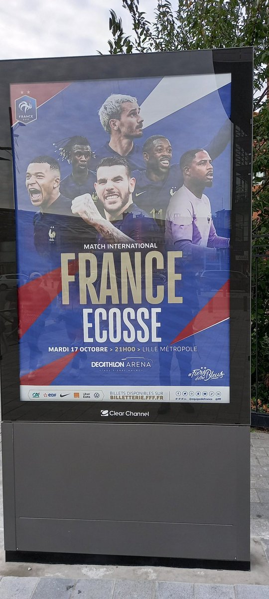 Lille. Matchday. <a href="/MikeRowbo/">mike rowbottom</a>