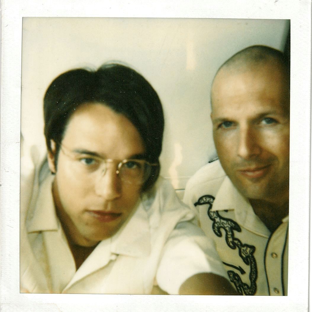 diese Woche @ #goldenpudelclub

DO
Sensorama (Foto) DJ Set w/ 
Roman Flügel &amp; Jörn Elling Wuttke

FR
ERROR MUSIC – DON’T DELETE 
w/ Perera Elsewhere, Yosa Peit, 
Bakläxa, Elazer &amp; n:in 

SA
Ella Blou, Bugasmurf, 
Samuelspaniel, 
Speckman