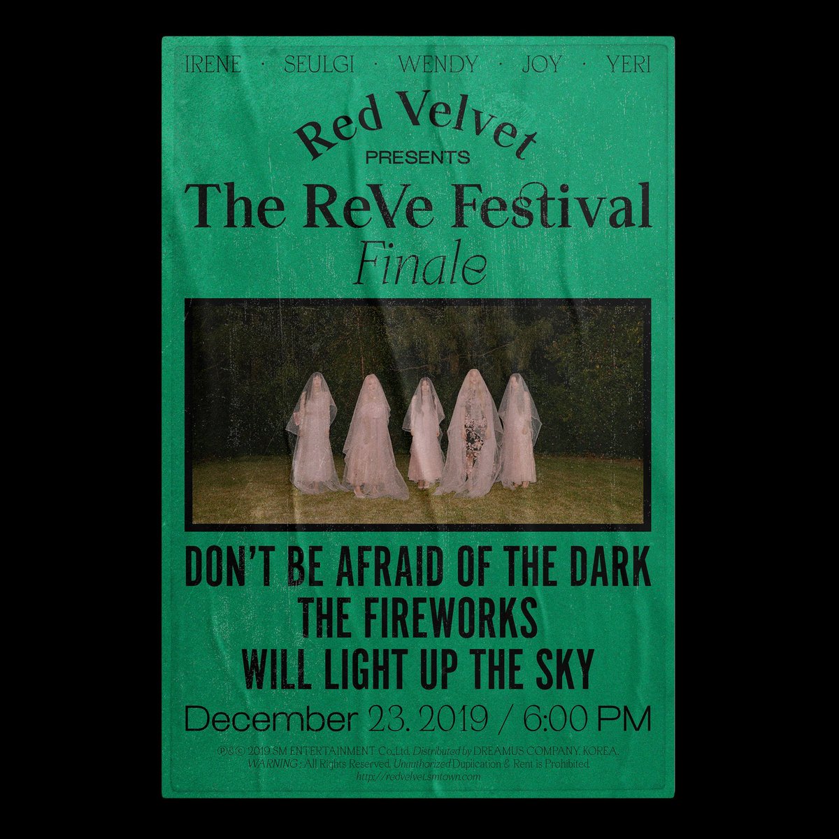 I43486's tweet image. 레드벨벳이 말아주는 벨벳컨셉 개좋음