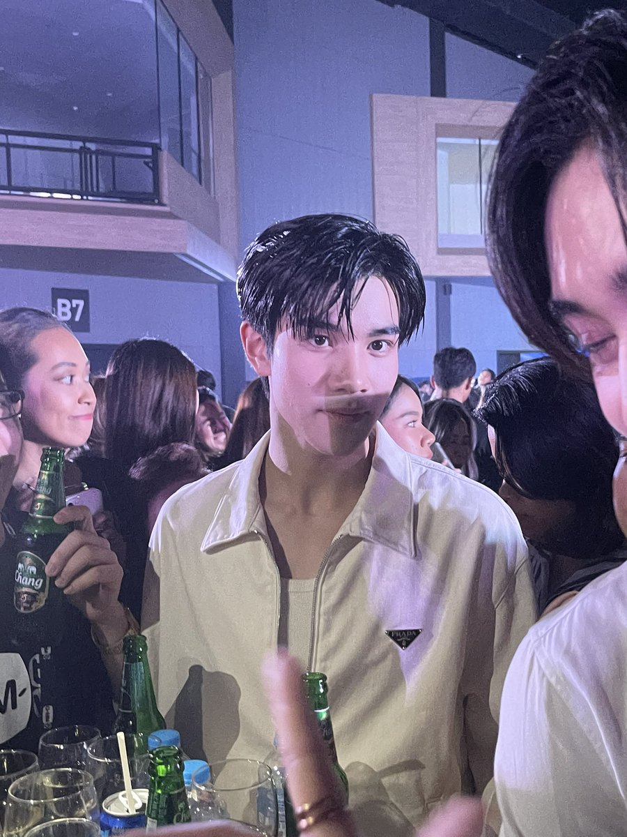 ilovethisspace's tweet photo. ที่สุดในงานของจริง หล่อโคสสสสสสสสสสสส 🔥🔥🔥🔥🔥🔥 #GeminiFourth https://t.co/OXBLZNC9GU